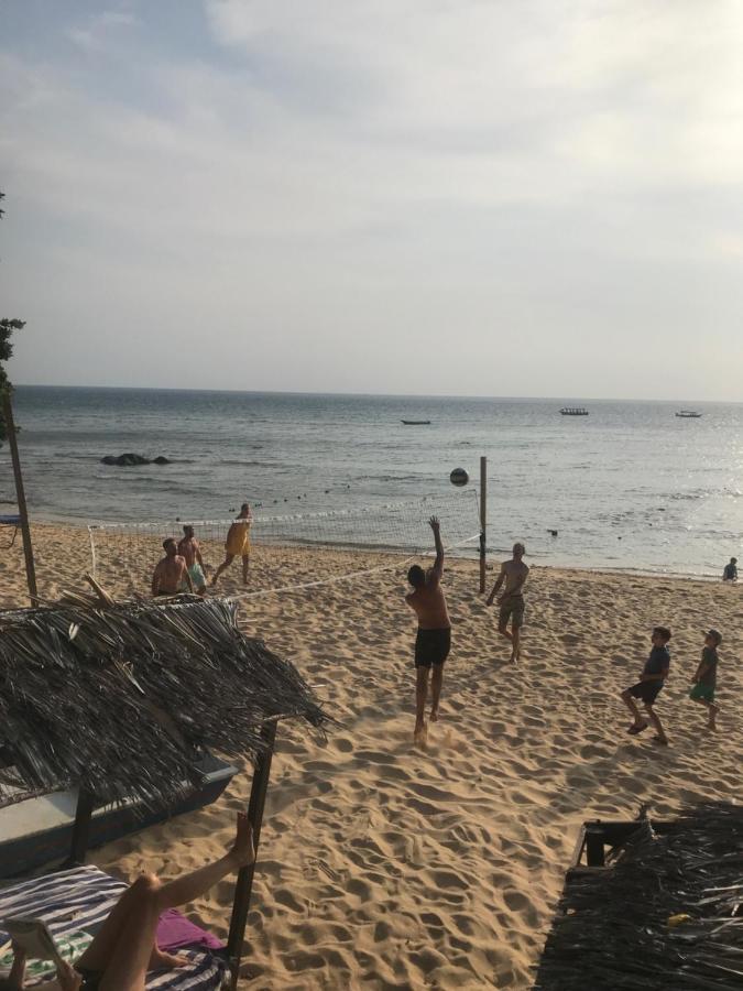 Melina Beach Resort Kampung Genting Exteriör bild